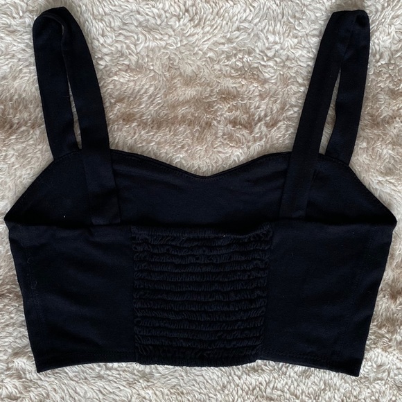 Crop top - Picture 2 of 3